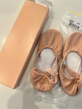Bloch NWT Pink Ballet Flats / Dance Shoes